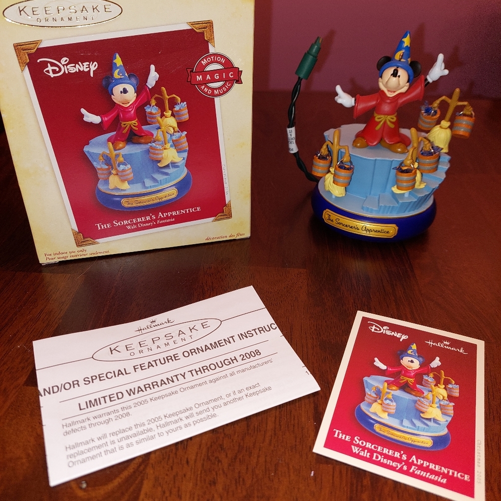 Hallmark keepsake ornament w/ motion/music Mickey Mouse Sorcerer's Apprentice